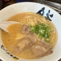 monbijou（モンビジュー）