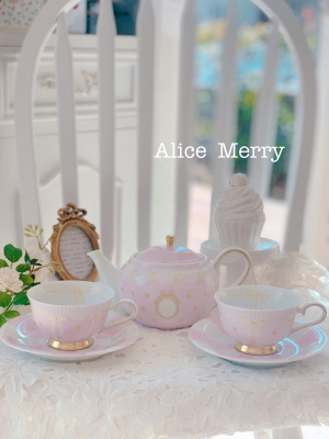 Alice  Merry